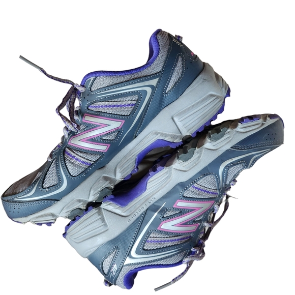 New Balance Shoes - New Balance Womens All Terrain Sneakers Size 9